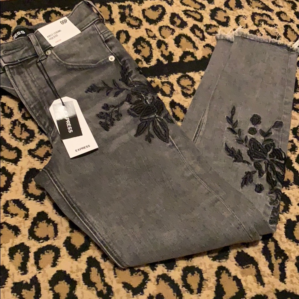 Express Jeans - Brand New with tags - Picture 1 of 1